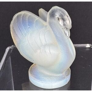 Sabino France Opalescent Art Glass Swan Figurine Signed Frosted Crystal 1.5"